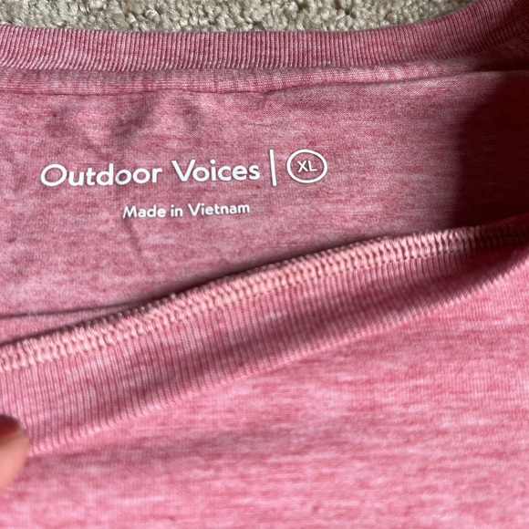 Outdoor Voices Doing Things - Ready Set Shortsleeve XL - Picture 2 of 4